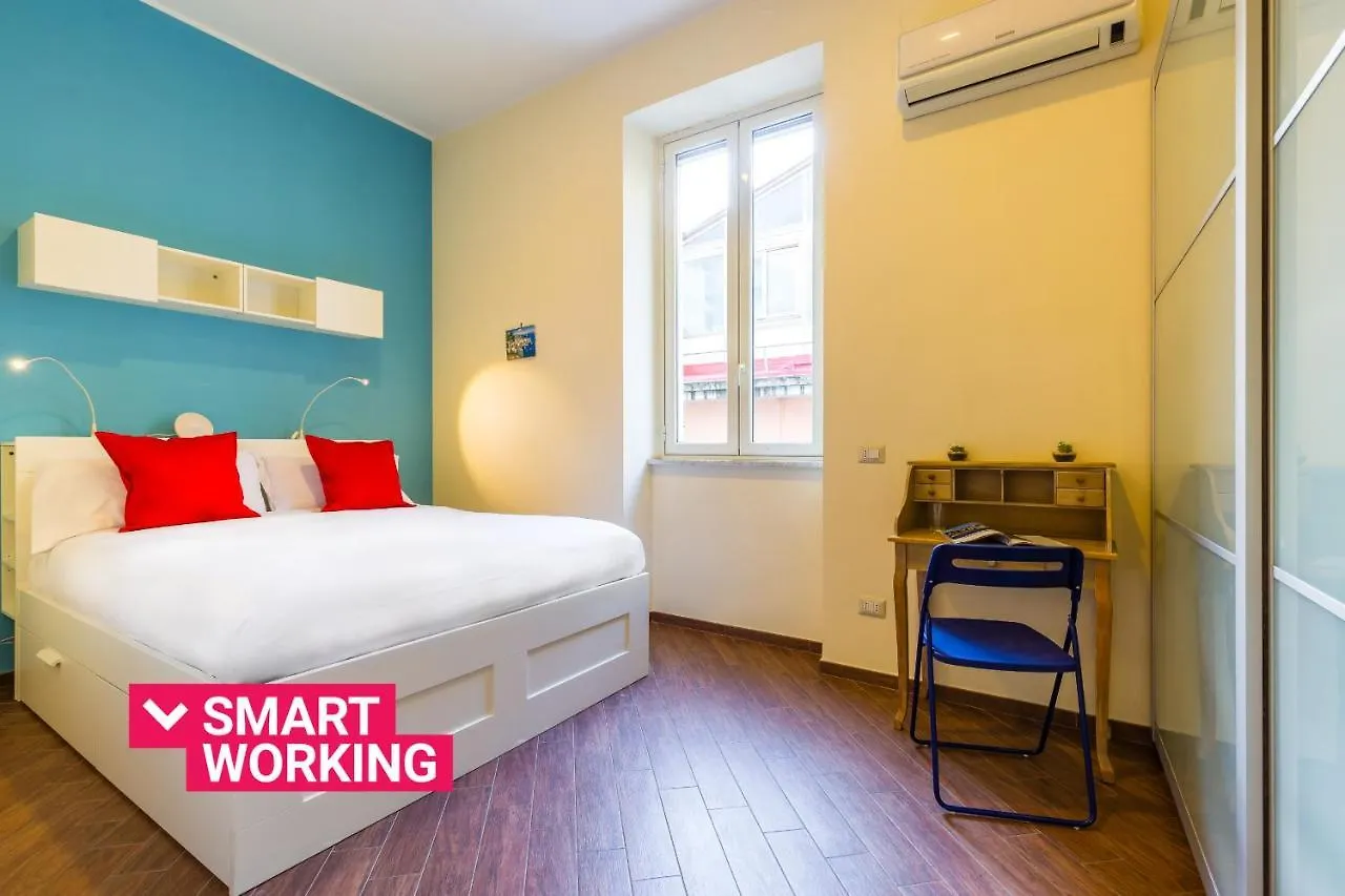 Teatro Nuovo Apartment By Wonderful Italy location